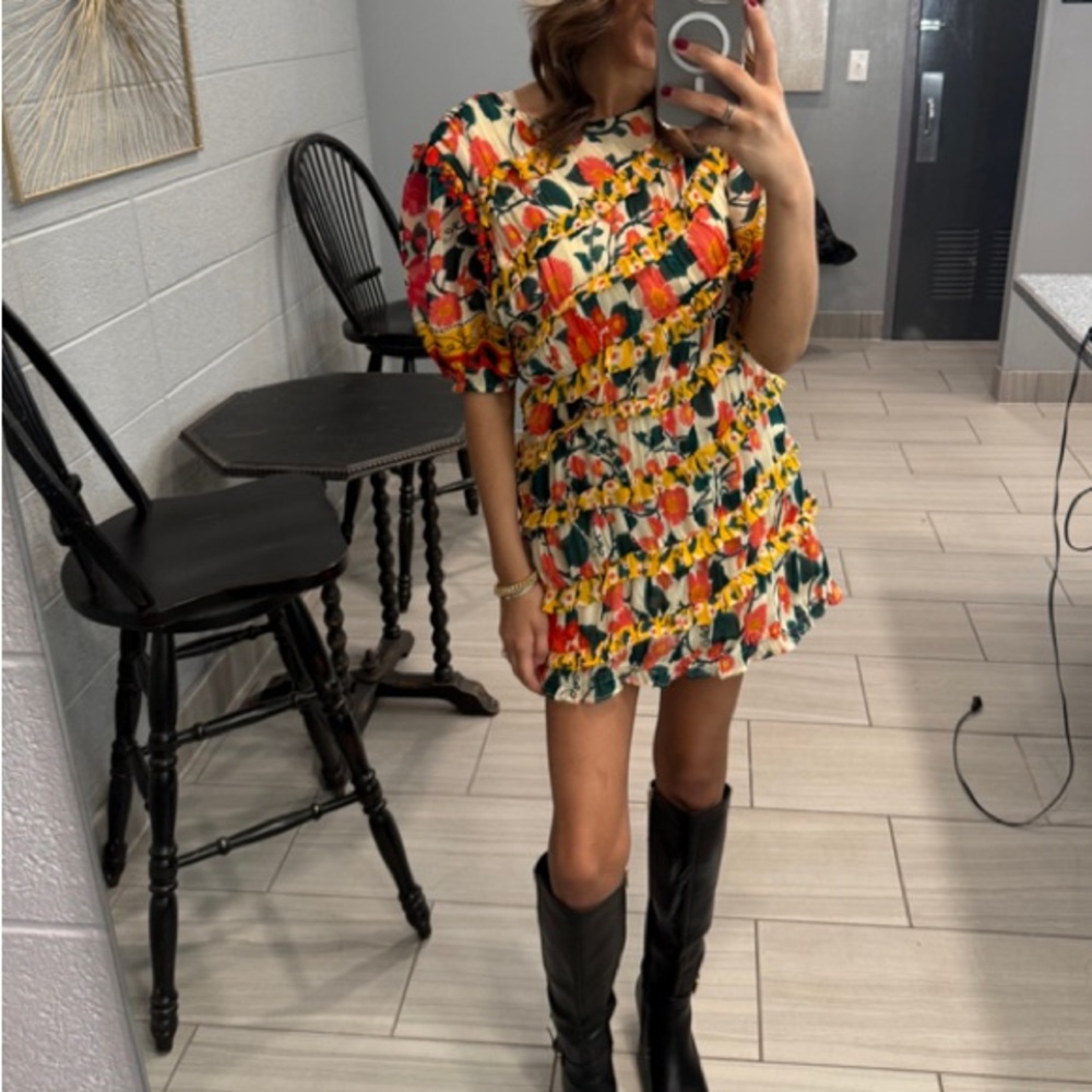 Farm Rio Anthropologie NWT Puff Sleeve Mini Dress in Yellow Floral Motif Small - Picture 3 of 11